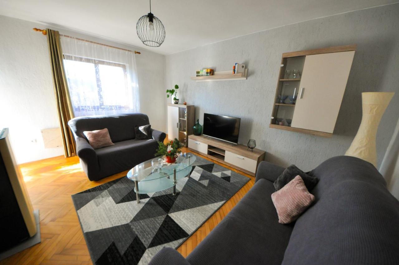 Apartman Anita Buzet Exterior foto