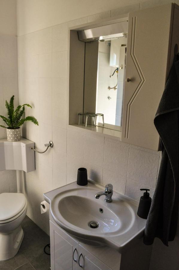 Apartman Anita Buzet Exterior foto